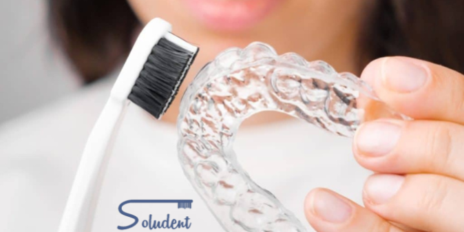 Limpieza ferula dental