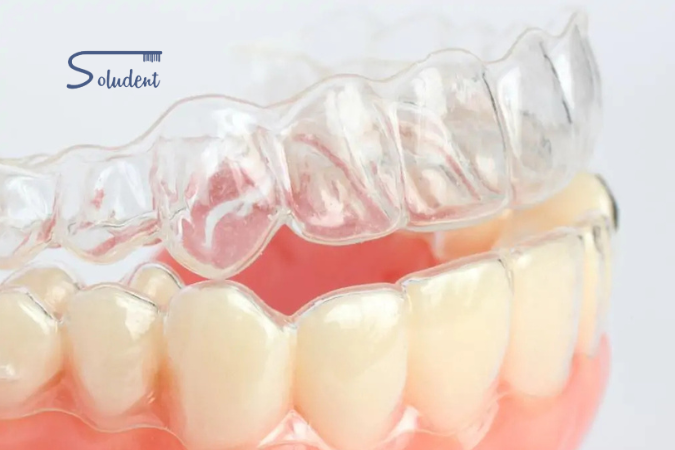 cómo limpiar férula dental soludent
