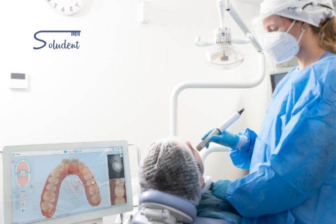 uso de la IA en clínica dental soludent